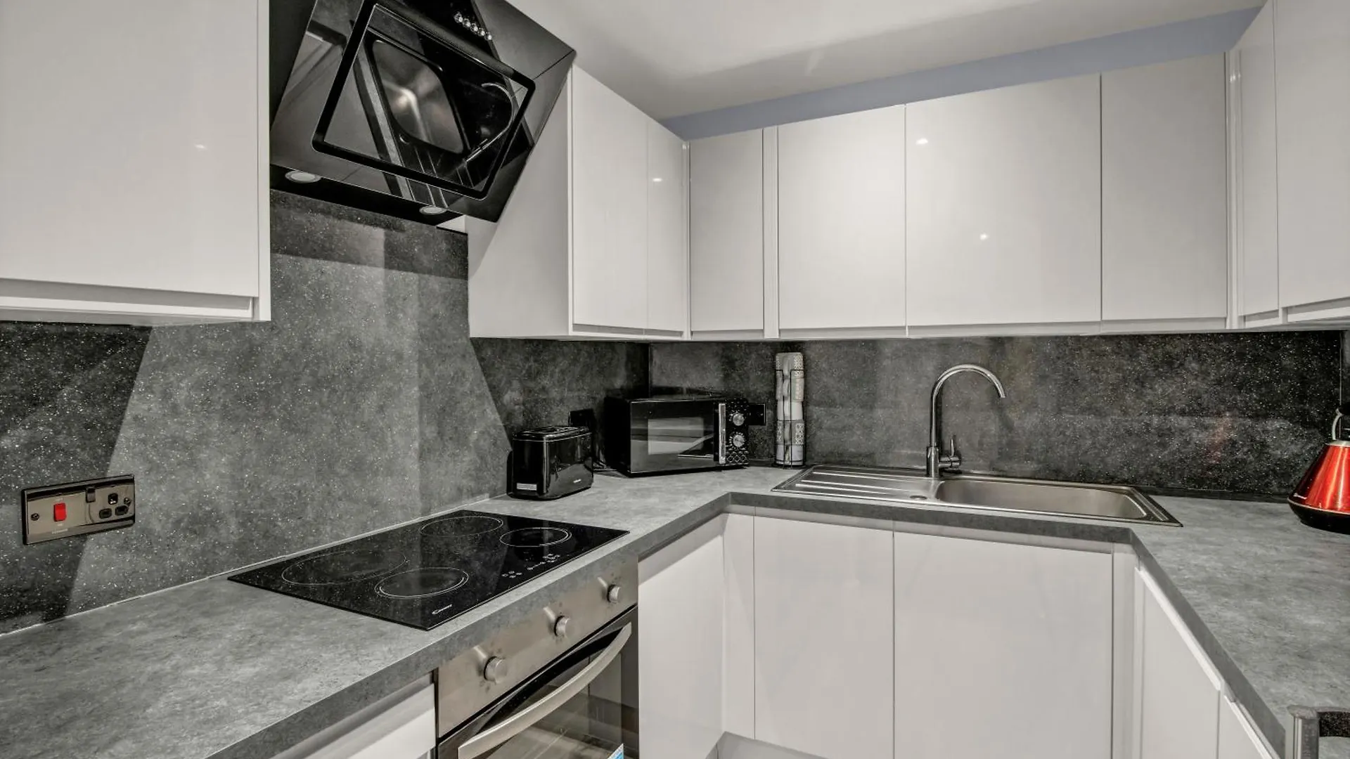 New King Size Bed Apartment With Free Parking Londres